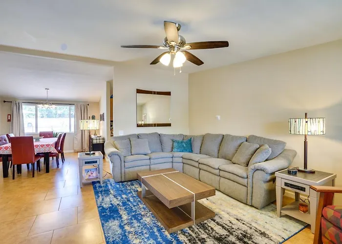 Holiday home Family-friendly Retreat W/ Pool & Yard! Tucson