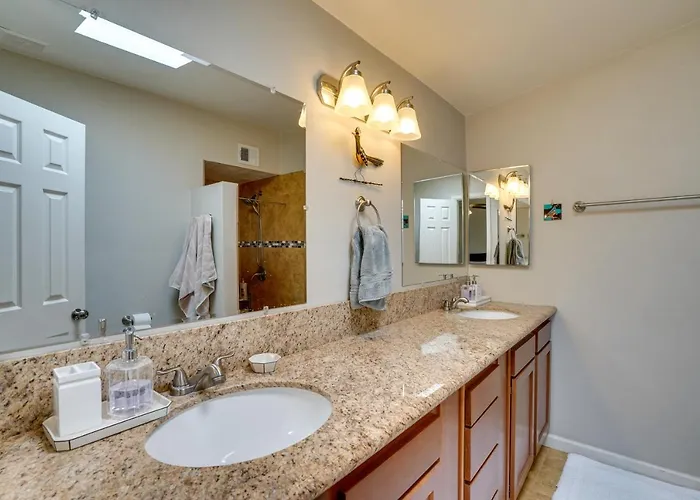 Family-friendly Retreat W/ Pool & Yard! Holiday home