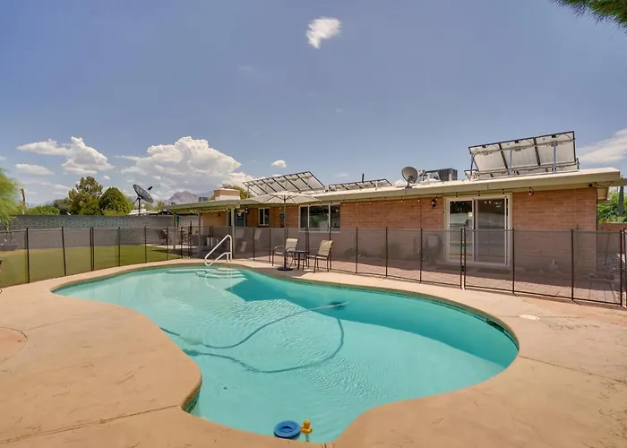 Family-friendly Retreat W/ Pool & Yard! Tucson