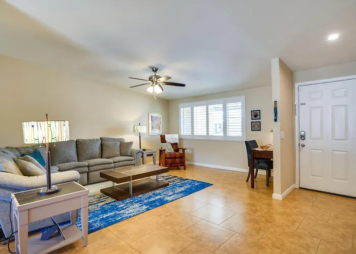 Family-friendly Retreat W/ Pool & Yard! Holiday home
