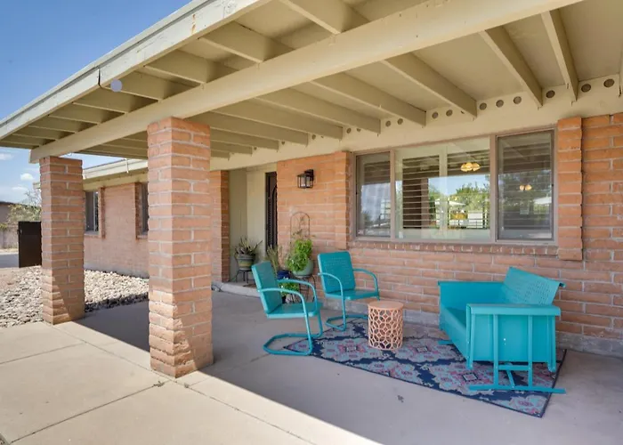 Family-friendly Retreat W/ Pool & Yard! Tucson
